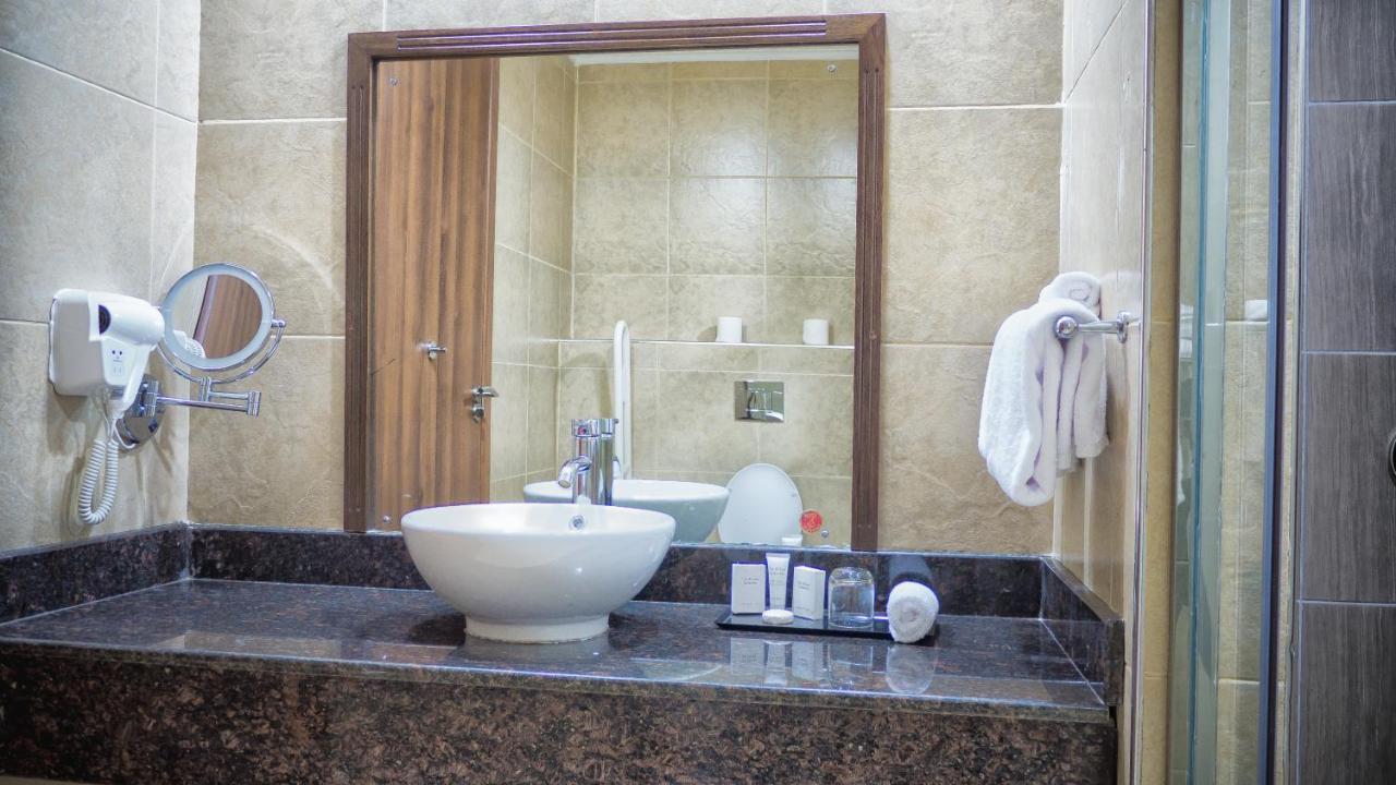 Best Western Kisumu Hotel Exterior photo